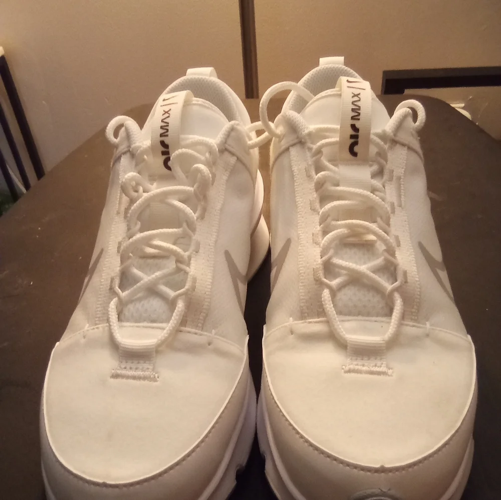 Nike Air Max Intrlk Women's Shoe - Picture 3 of 4